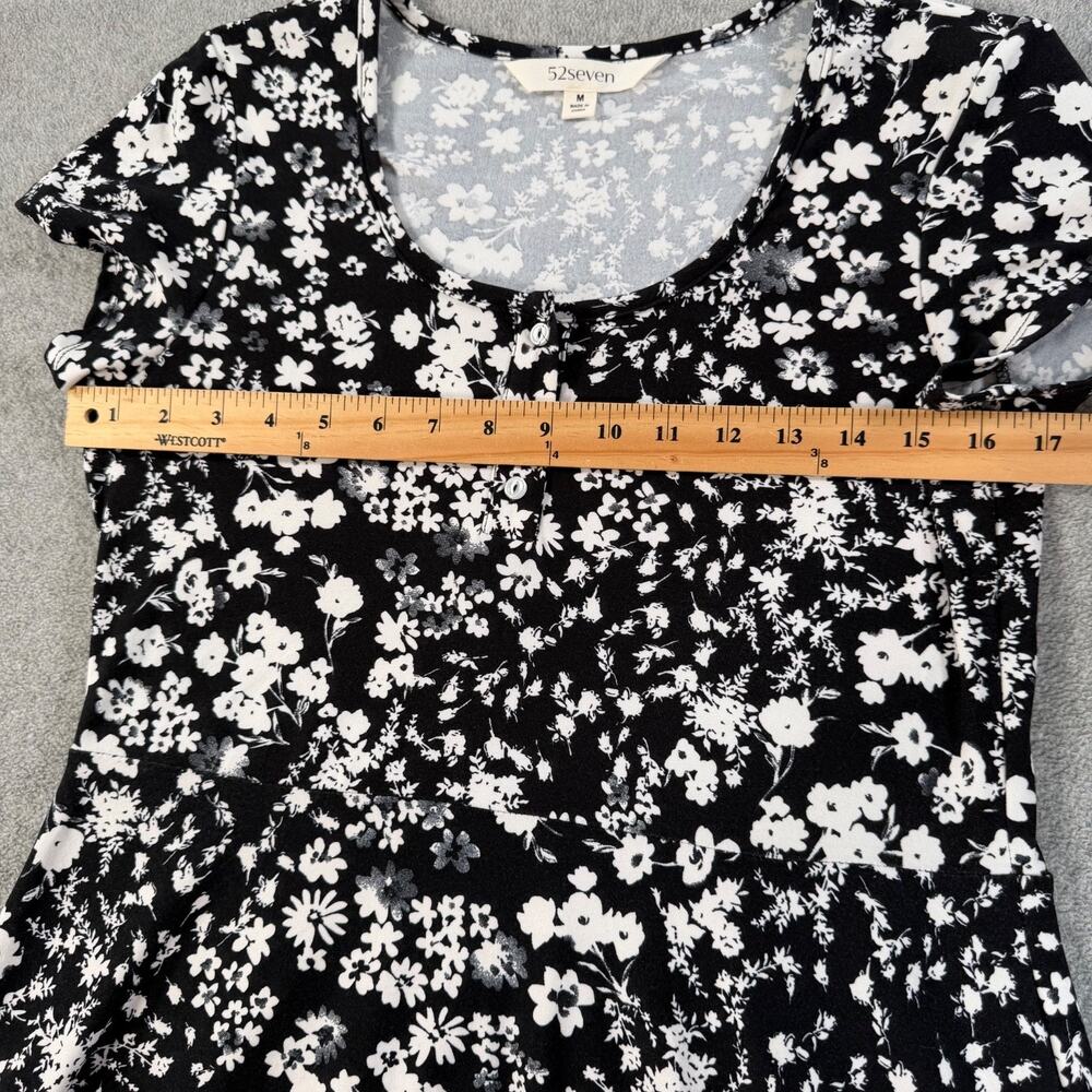 52Seven Fit and Flare Midi Dress Women Medium Black Floral Cap Sleeve Comfort - Picture 6 of 9